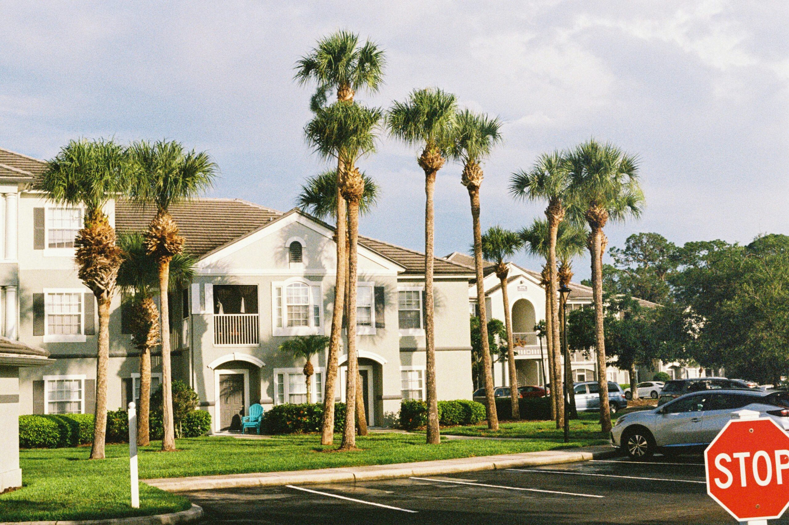 exterior painting services for multi-unit buildings in Tampa Florida