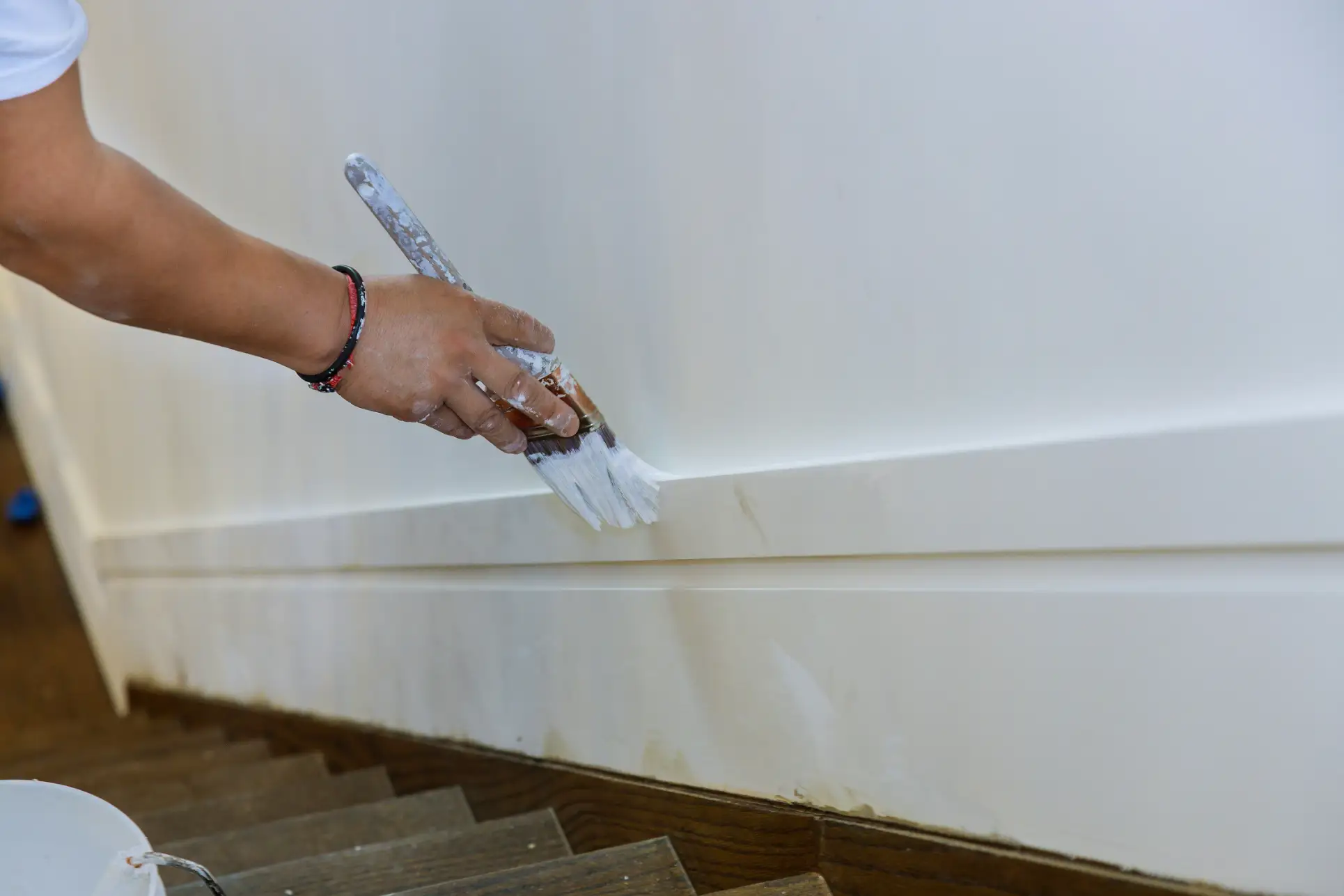 interior wall and trim painting service for Florida homes