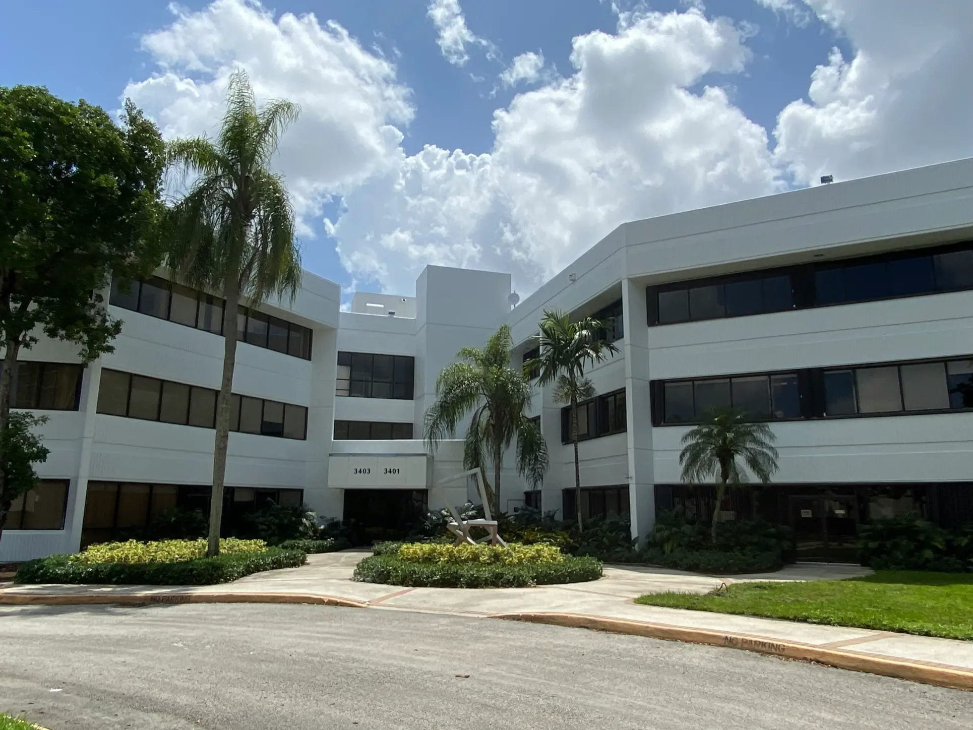 commercial exterior painting project in Clearwater Florida